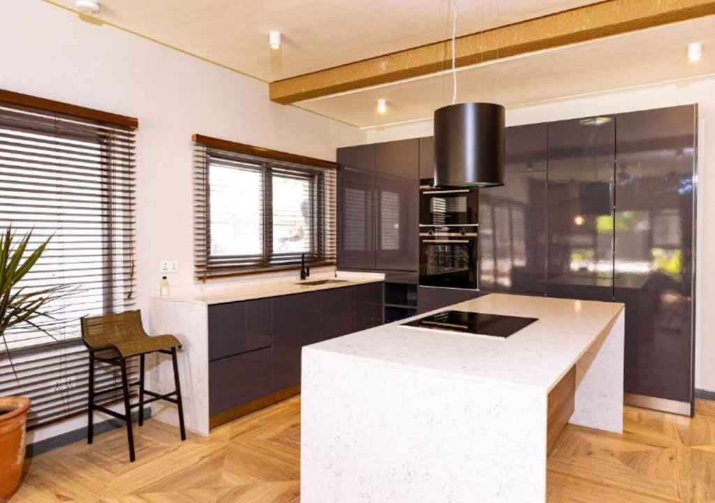 DELUXE TWO BEDROOM VILLA WITH SEA VIEW & SWIMMING POOL